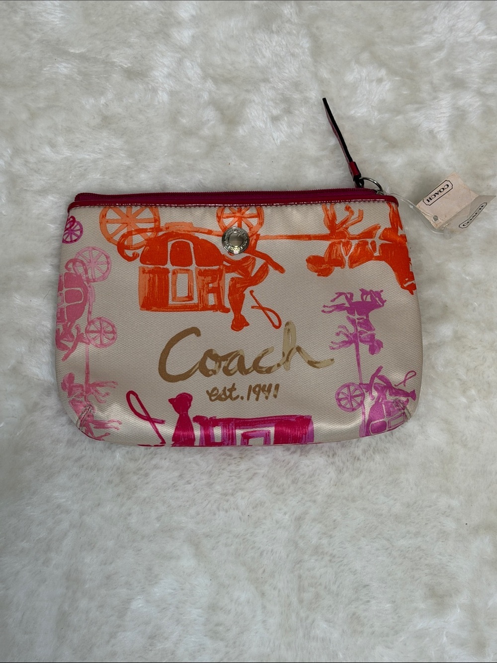 Coach Cream Pouch - Picture 4 of 8